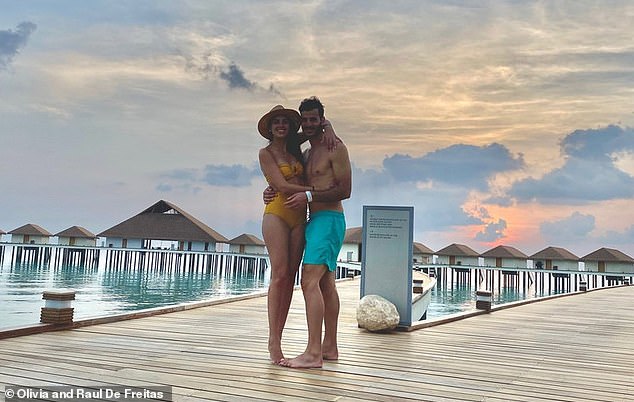 Karantinë në Maldive, çifti mbetet i vetëm në resortin e boshatisur