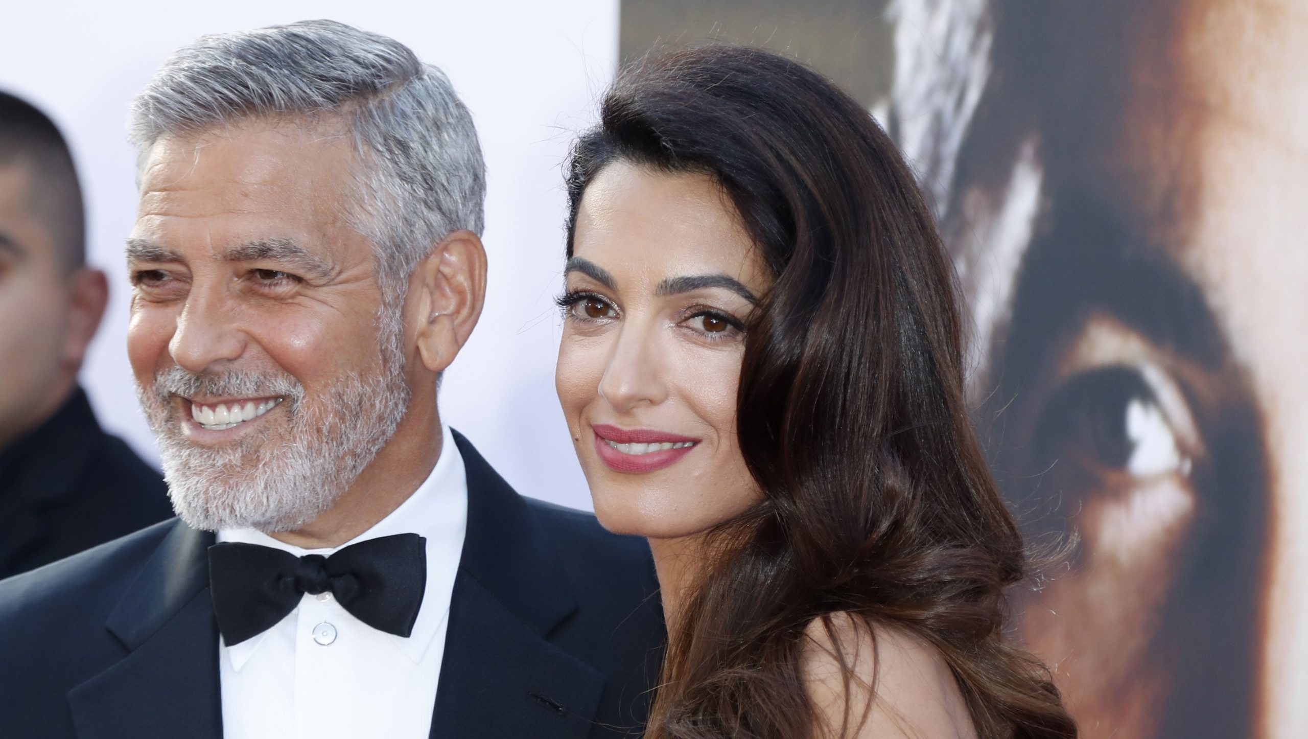 George dhe Amal Clooney dhurojnë 1 milion dollarë në luftën kundër koronavirusit