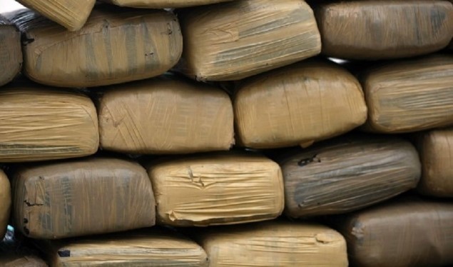 Sekuestrohen mbi 1 ton lëndë narkotike në Shkup