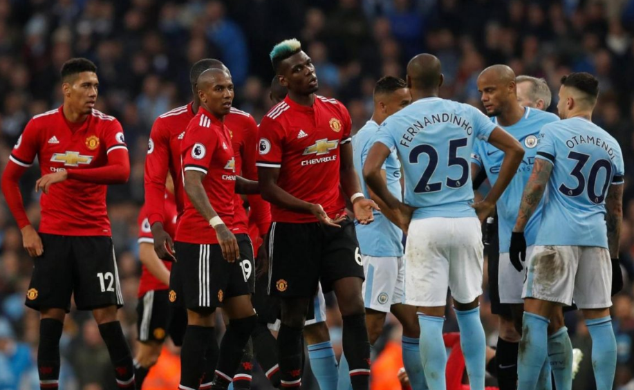 Manchesteri është ndryshe: United kopjon Cityzens, gëzojnë gjithë punëtorët