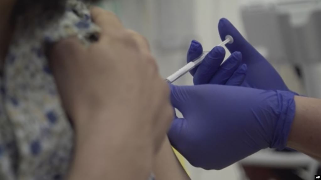 Shkencëtarët e Oksfordit drejt një vaksine për koronavirusin