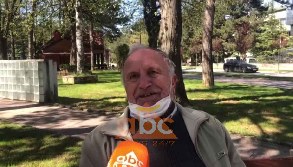 “Ta gëzojmë edhe ne jetën”, të moshuarit në qytete të ndryshme për pak orë shijuan “lirinë”