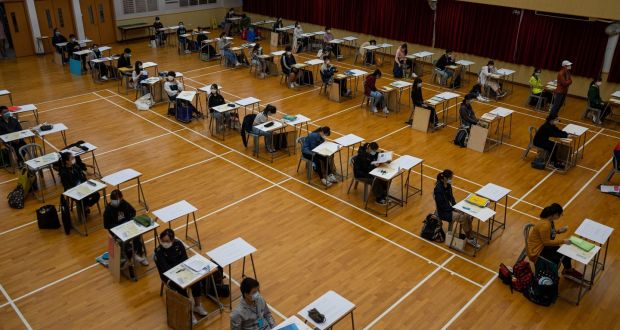 Hong Kong, zbuloni si po zhvillohen provimet e para në botë në kohë pandemie