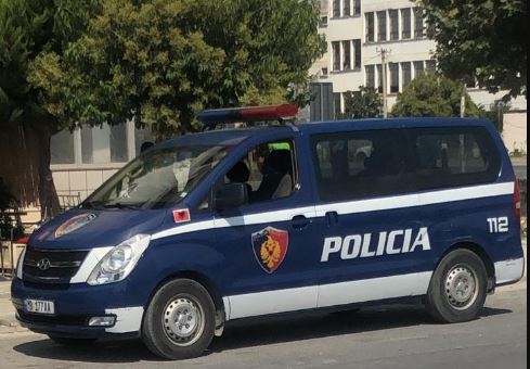 Doli nga burgu me leje dhe u largua nga banesa, arrestohet i dënuari në Tiranë