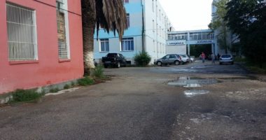 Rezulton me koronavirus një 60-vjeçare në Lushnje, mister infektimi