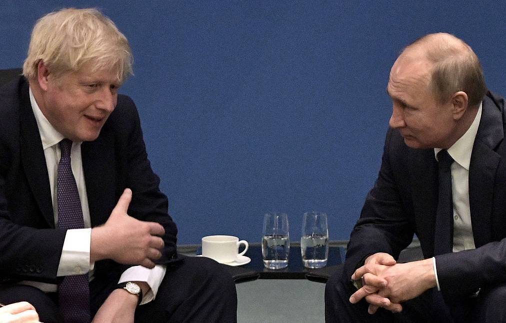 Boris Johnson i kërkon Putinit të ndihmojë vendet më të varfra të botës