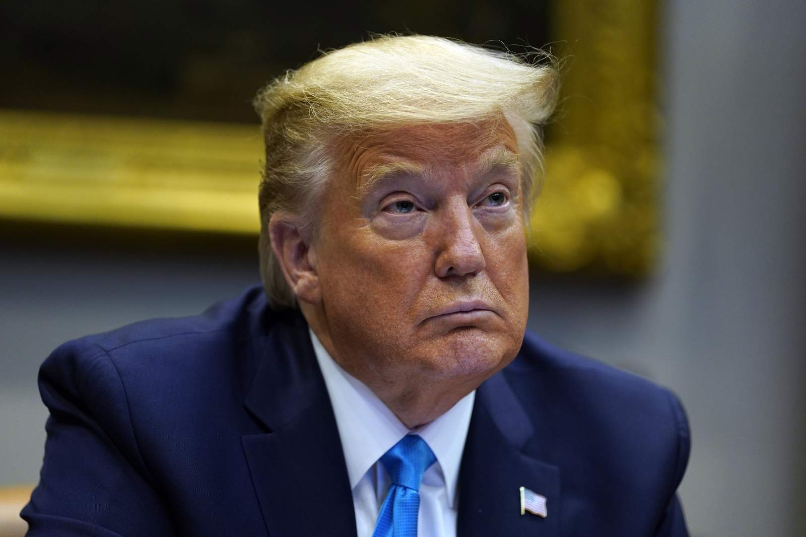 Dhuroi 3 paga për trajtimin e Covid-19, zyrtarja zbulon gabimisht të dhënat sekrete të Trump