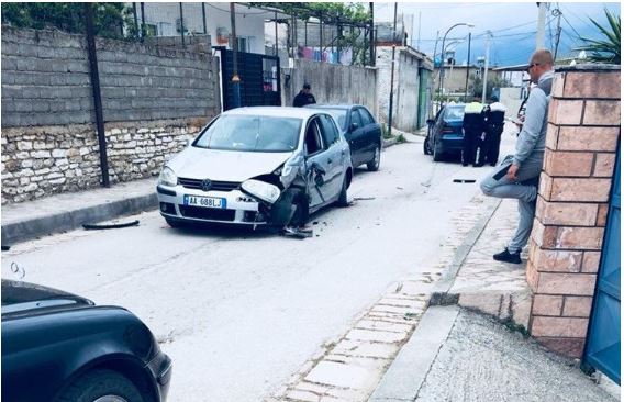 Aksident i trefishtë në një fshat të Sarandës