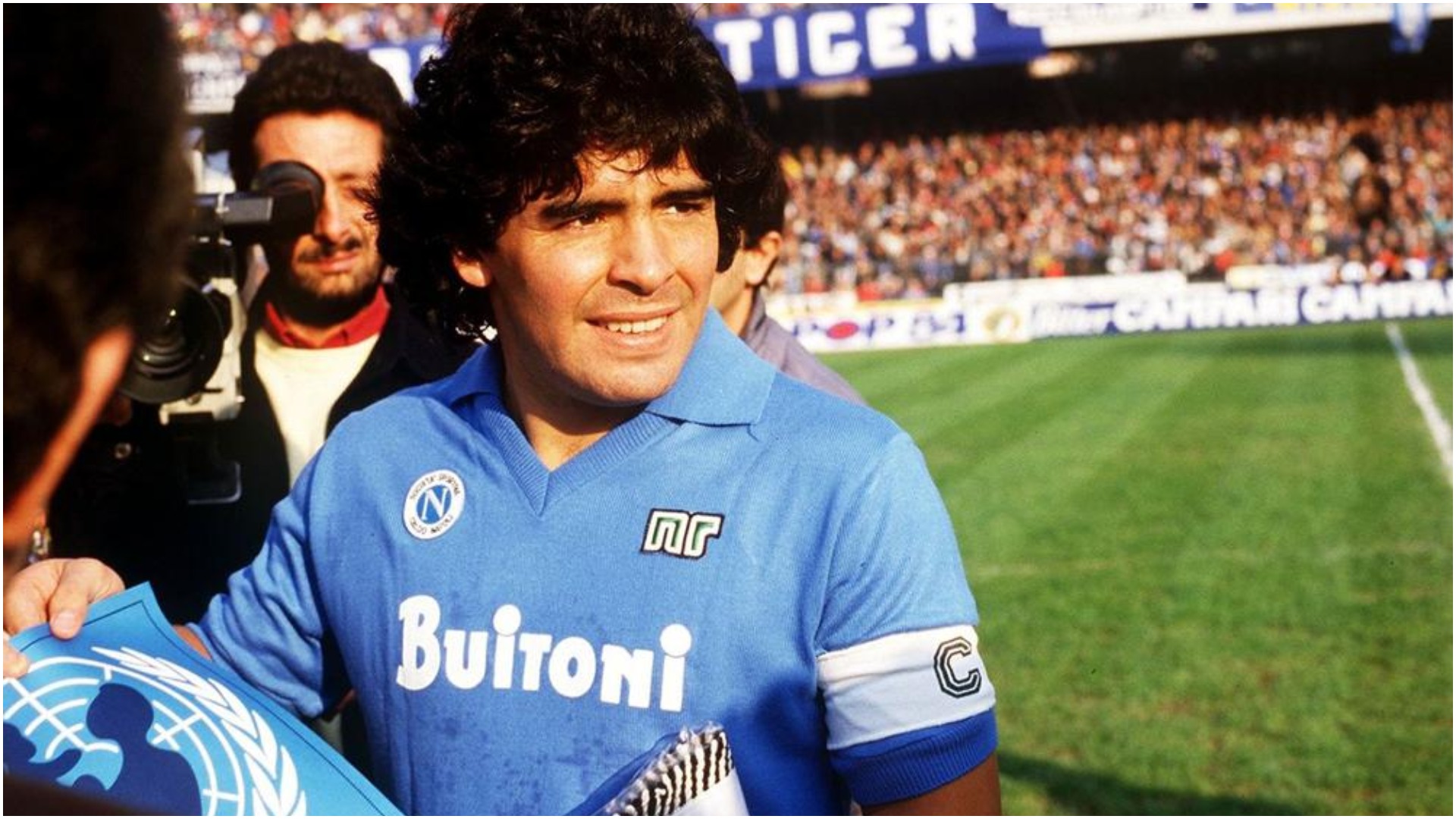 “Më thuaj sa paguhesh dhe eja te Napoli!”, prapaskenat e Maradonës