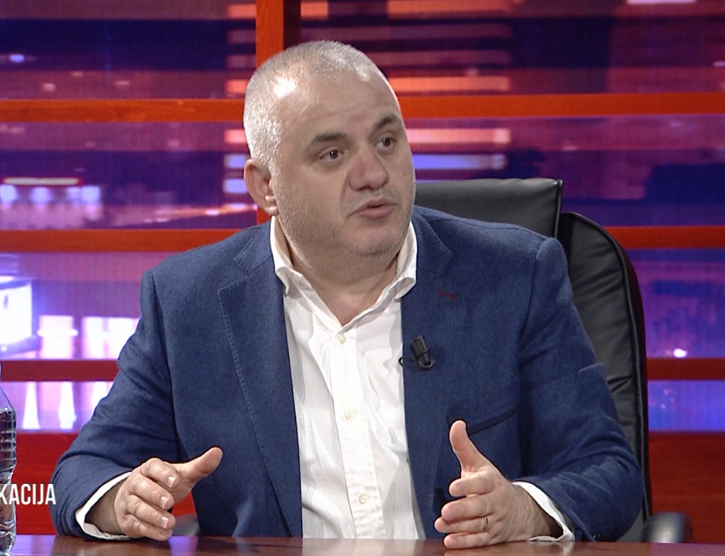 Artan Hoxha: Dje është zbuluar një parcelë e madhe me kanabis