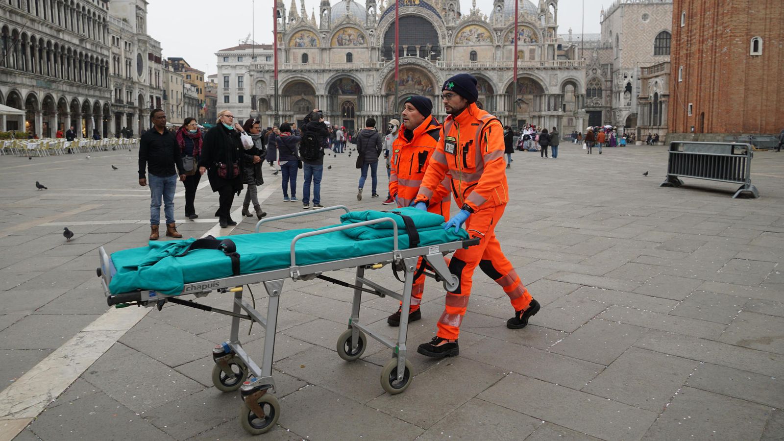 Mbi 30 mijë viktima nga Covid 19 në Itali, ulet numri i vdekjeve në 24 orë