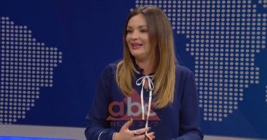 E firmos Rama, lirohet nga detyra zv/ ministrja e arsimit pasi u fut në listën e zezë të DASH