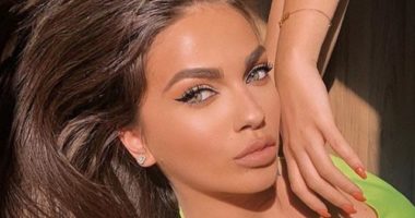 Më joshëse se kurrë, Beatrix Ramosaj provokon nga ballkoni