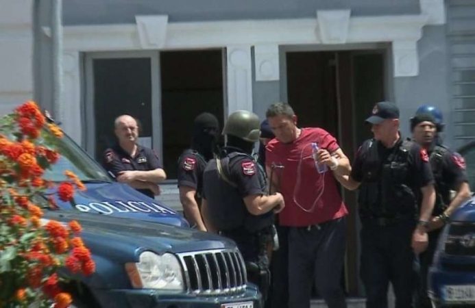 Pritet t’i jepet masa e sigurisë Ardian Çapjas, gjyqtarët e Elbasanit në QSUT