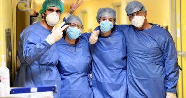 Eksperti italian: Koronavirusi mund të zhduket pa vaksinë