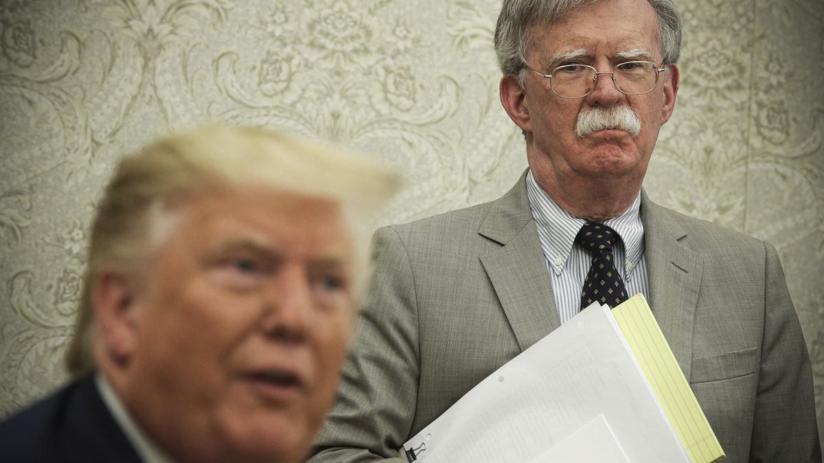 7 akuzat më shqetësuese ndaj Trump në librin e ish-këshilltarit të tij, John Bolton