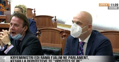 Rama batuta me Alban Zenelin: Pak qeros e pak me maskë, ku e ke gjetur në formë hunde?!