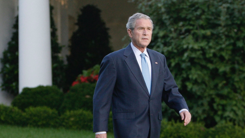 Geoge Bush reagon ashpër për vrasjen e afro-amerikanit: T’i jepet fund racizmit