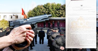 Shteti ia jep armën të kryejë detyrën, gardisti bredh lagjeve të Tiranës për të grabitur