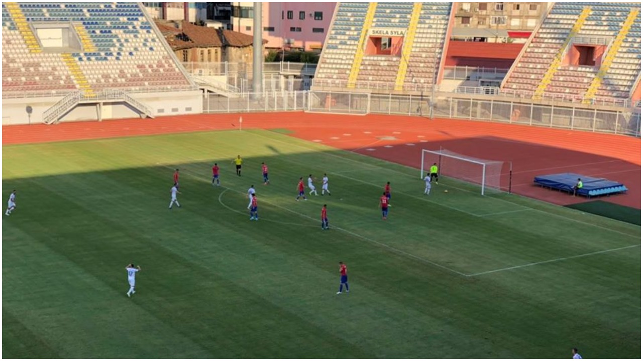 VIDEO/ Kukësi cinik ndaj Bylisit, dy penallti dhe një supergol në Shkodër