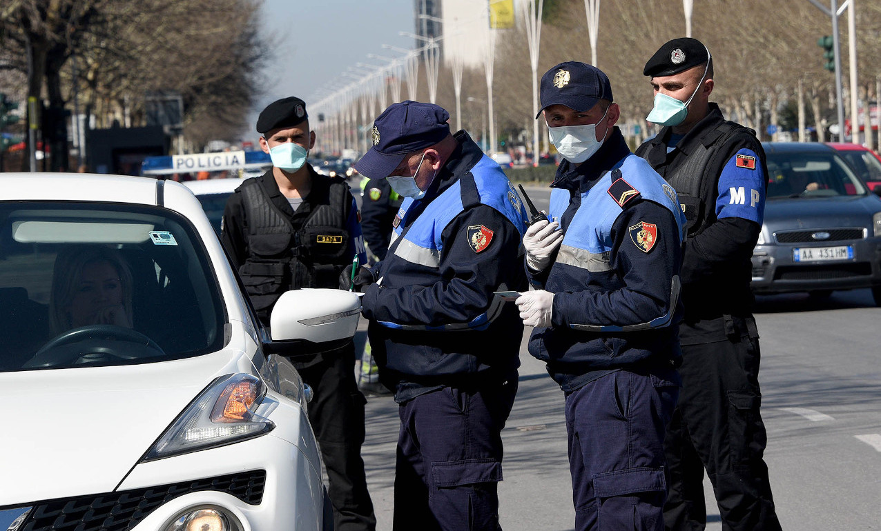 “Kemi të gjitha listat, do kontrollojmë”: Policia paralajmëron të infektuarit, apel qytetarëve