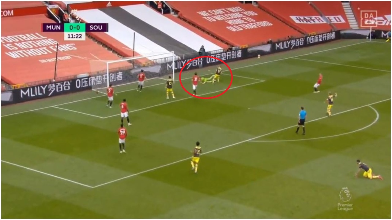 VIDEO/ Southampton “mbret” jashtë fushe, ndëshkohet Manchester United