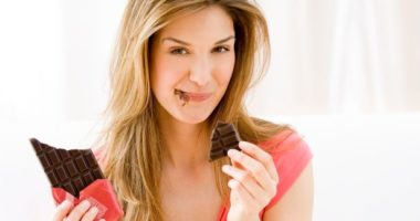 Studimi: Çokollata ndikon pozitivisht në shëndetin e zemrës