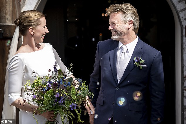Shtyu dasmën tre herë, martohet kryeministrja e Danimarkës