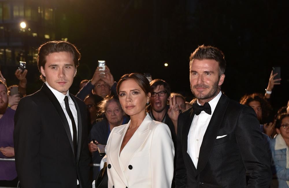 Pak ditë pas fejesës, Victoria dhe David Beckham bëjnë gati dhuratën për Brooklyn