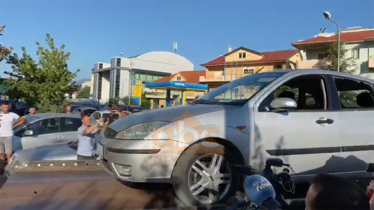 Ekzekutimi në Elbasan, xhamat e “Ford Focus-it” të bëra shoshë, “Rramani” mik i Talo Çelës