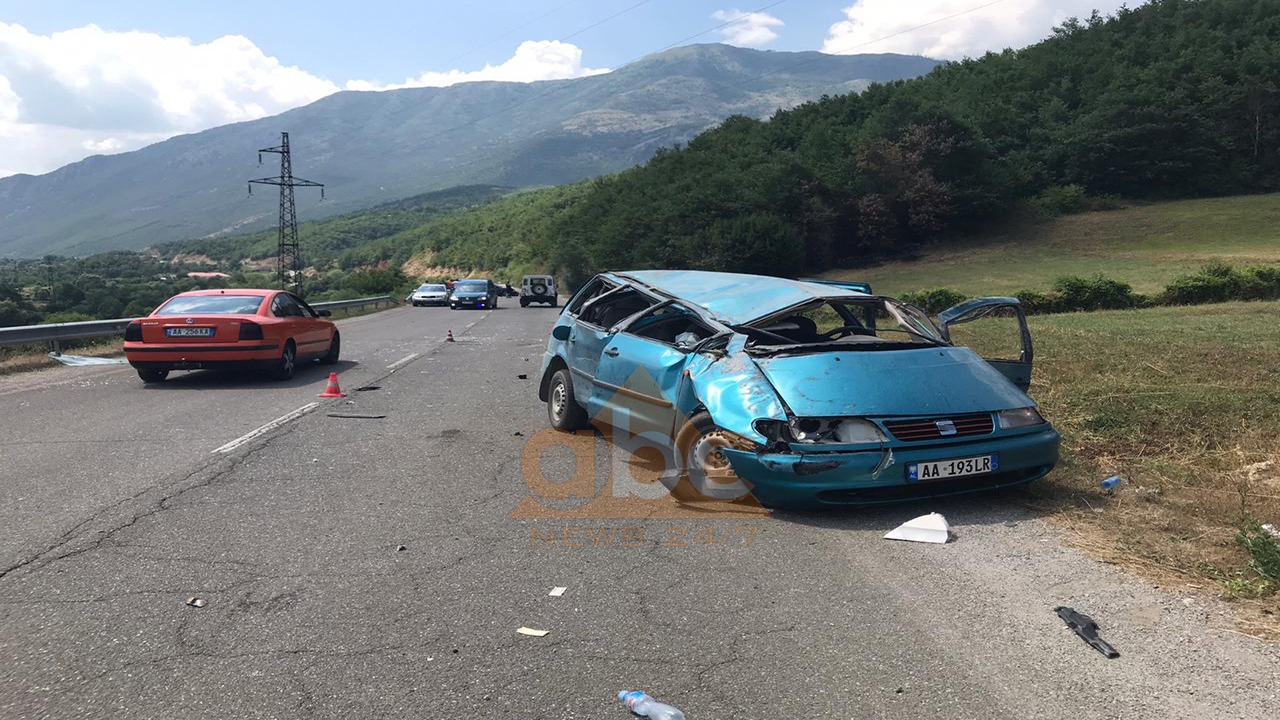 VIDEO/ Tre të plagosur, kështu u katandisën makinat në Bulqizë