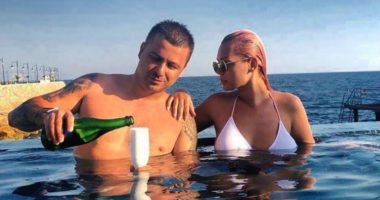 Eni feston ditëlindjen dhe Genci i bën urimin që çdo vajzë do donte