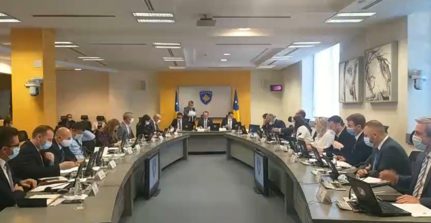 Hoti: Dialogu me Serbinë s’ka alternativë, Kosova është e gatshme për këtë proces