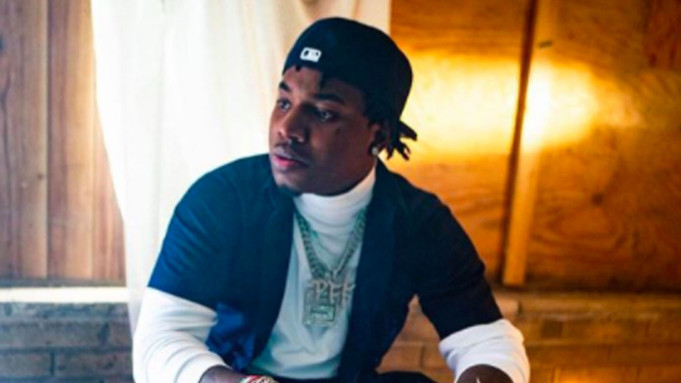 Shënjestër i një atentati, qëllohet me armë zjarri reperi i famshëm