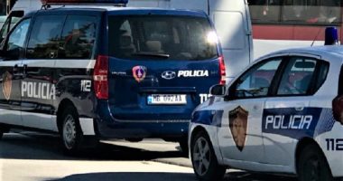 Lëvizte me armë zjarri pa leje, policia arreston 21-vjeçarin
