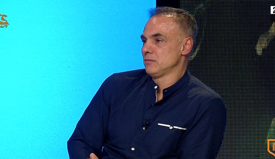 “70% e suksesit merita jote, por s’pate durim”, elozhe dhe kritika për Ardian Memën