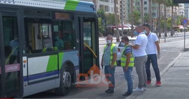 Transporti publik në Vlorë në krizë, drejtuesit e urbaneve: Me kaq udhëtarë nuk mbulojmë kostot