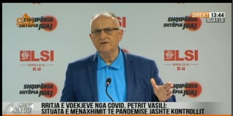 Vasili: Menaxhimi i COVID-19 ka dalë jashtë kontrollit, qeveria merret me patetizma