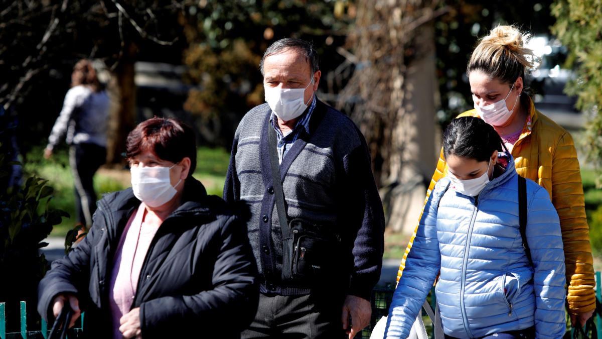 Hyn në fuqi ligji në Kosovë, kush nuk mban maskë do të gjobitet