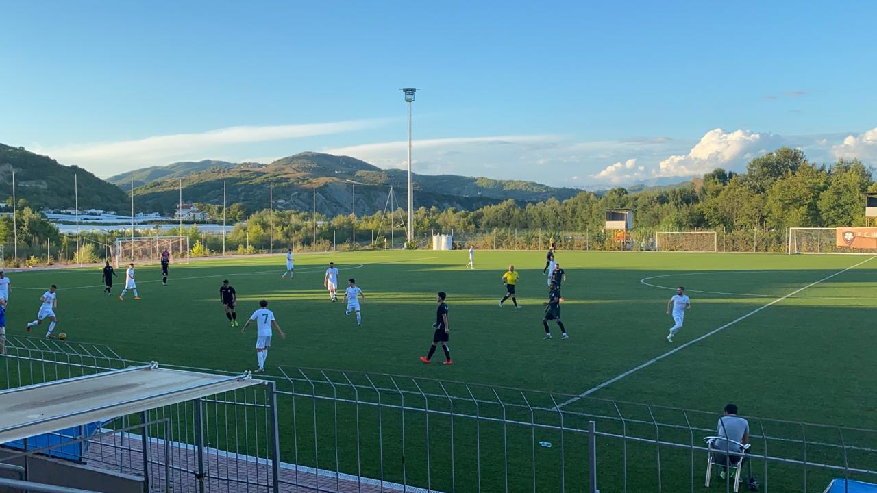 Laçi bind në miqësore, goli i Lushkjas mposht ekipin e Apolonisë