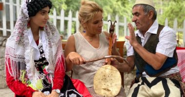 Me lahutë në dorë, Monika Kryemadhi akuza Ministrisë së Kulturës