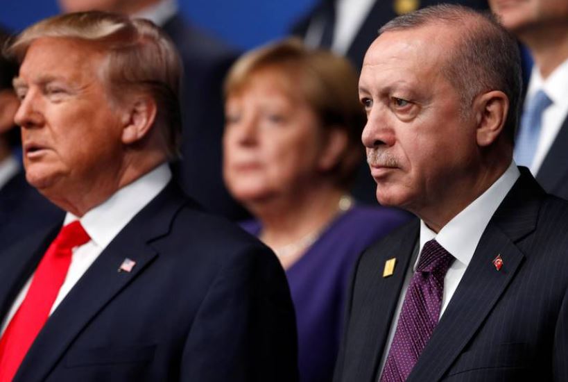 Trump telefonon Erdoganin për krizën me Greqinë