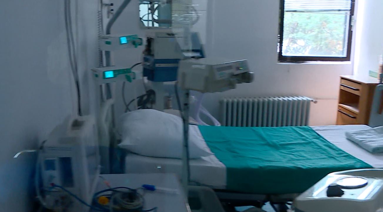 Tre viktima, ulet ndjeshëm numri i rasteve të reja në Maqedoninë e Veriut