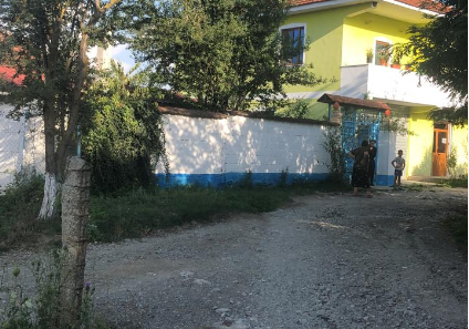 Kërcënohet përgjegjësi i Sigurimeve Shoqërore në Bulqizë, i terrorizojnë familjen me armë