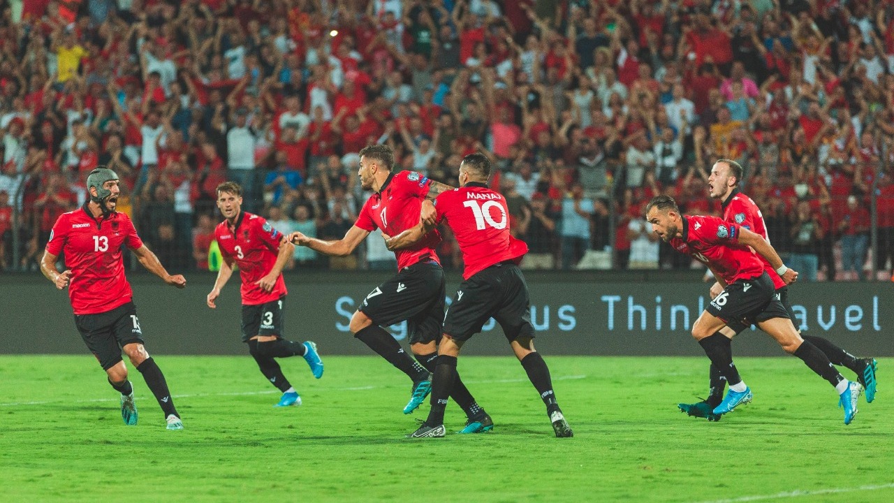 FOTO/ Renditja e FIFA-s: Shqipëria fiton terren, Kosova në zbritje, ja cilat kombëtare janë në ‘top 10’