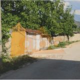 Fqinjët përleshen me thika në Pogradec, përfundojnë në spital