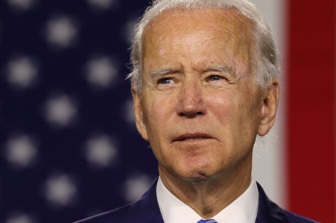 Biden: Trump po helmon demokracinë e SHBA-ve