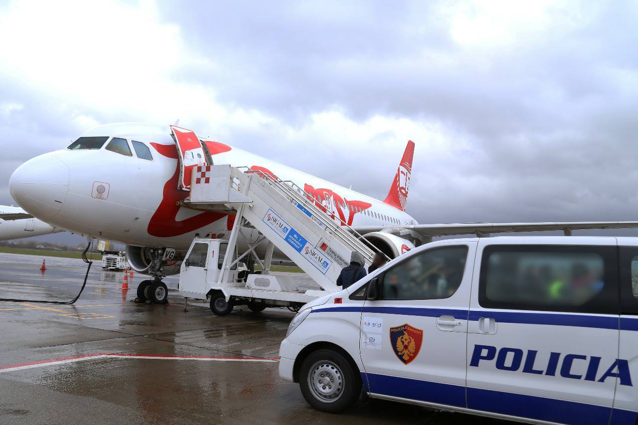 Kaloi kamionin me drogë në Itali, ekstradohet 44-vjeçari