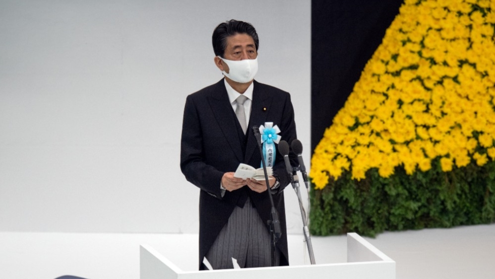 Kryeministri më jetëgjatë në Japoni, pas sëmundjes jep dorëheqjen Shinzo Abe