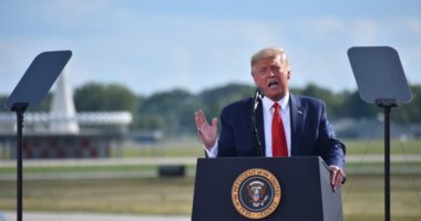 Trump: Fola me Zotin, ai më tha që koronavirusin e dërgoi të më testonte mua